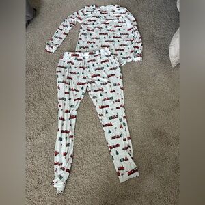 Kyte BABY Train Print Pajama Set - Red and Green Christmas Train